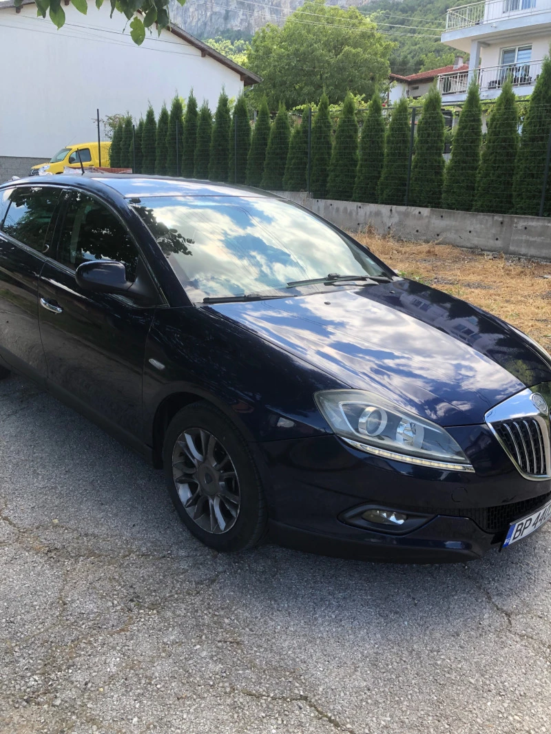 Lancia Delta 2000mjet, снимка 6 - Автомобили и джипове - 43770909