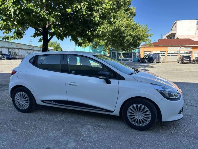 Renault Clio 1.5dci, снимка 3 - Автомобили и джипове - 47553300