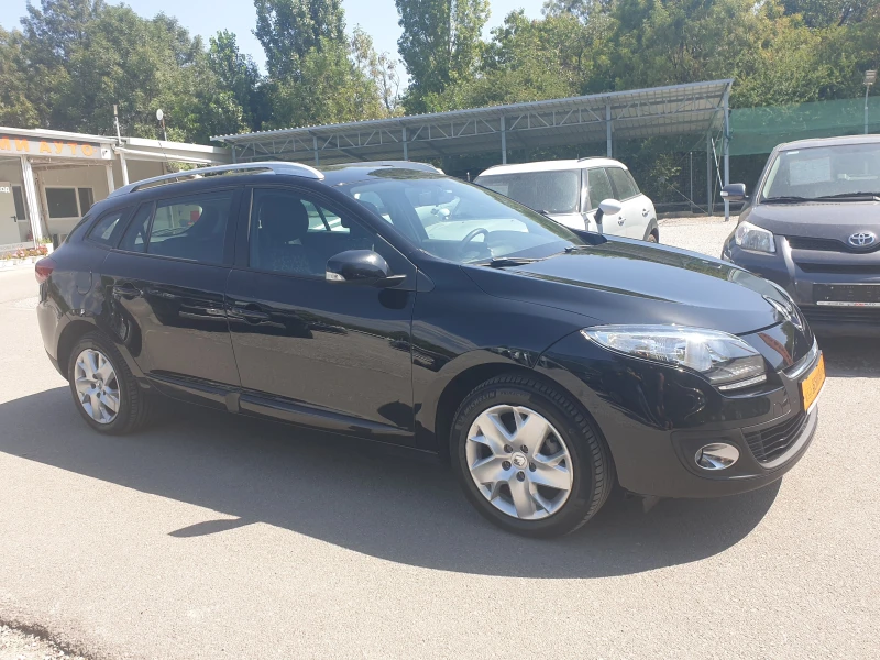 Renault Megane 1.5DCi* EURO5B* LED* NAVI* FACE, снимка 2 - Автомобили и джипове - 47106468