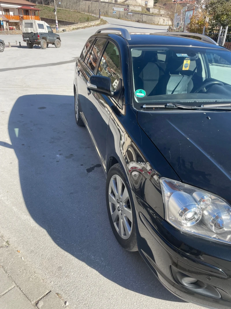 Toyota Avensis, снимка 3 - Автомобили и джипове - 47701532