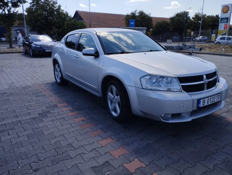 Dodge Avenger, снимка 12 - Автомобили и джипове - 47848800