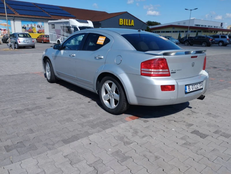 Dodge Avenger, снимка 8 - Автомобили и джипове - 47848800