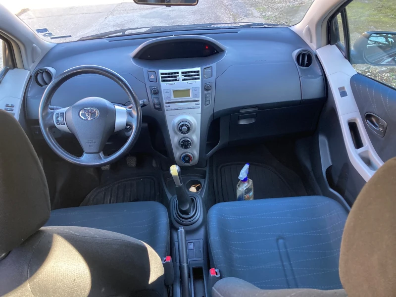 Toyota Yaris, снимка 6 - Автомобили и джипове - 48377937