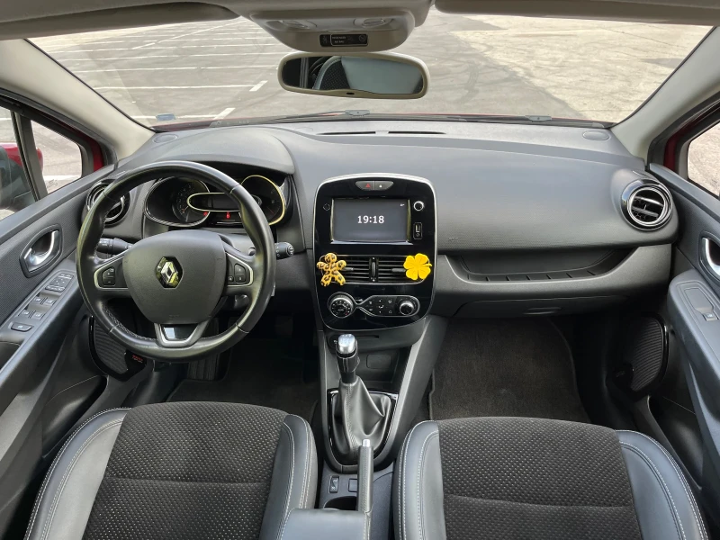 Renault Clio, снимка 10 - Автомобили и джипове - 48931393