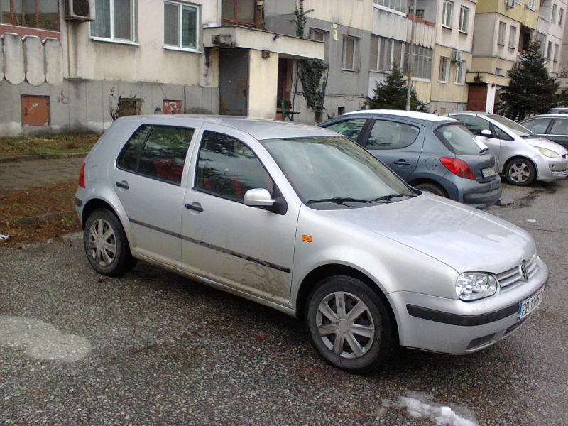 VW Golf 4       * * КЛИМАТИК* * , снимка 8 - Автомобили и джипове - 49365227