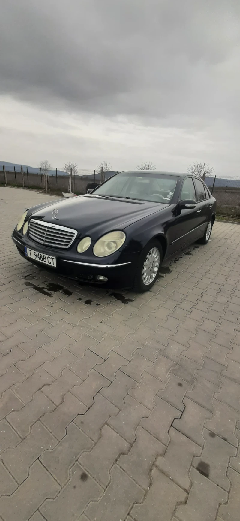 Mercedes-Benz E 270, снимка 5 - Автомобили и джипове - 49610551