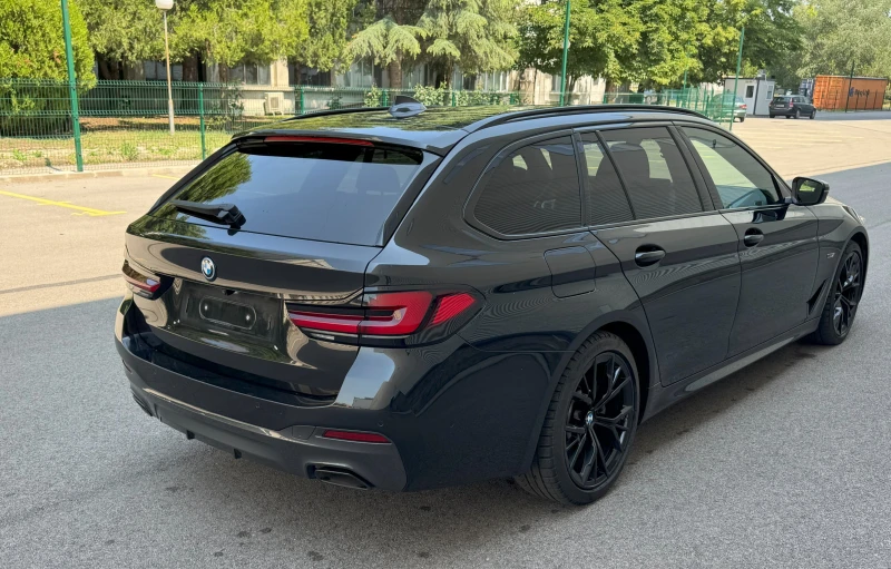 BMW 530E M-packet Shadow line, снимка 6 - Автомобили и джипове - 52567921