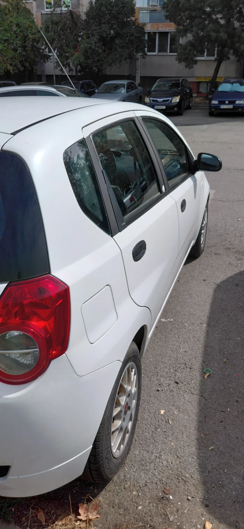 Chevrolet Aveo, снимка 4 - Автомобили и джипове - 52032141