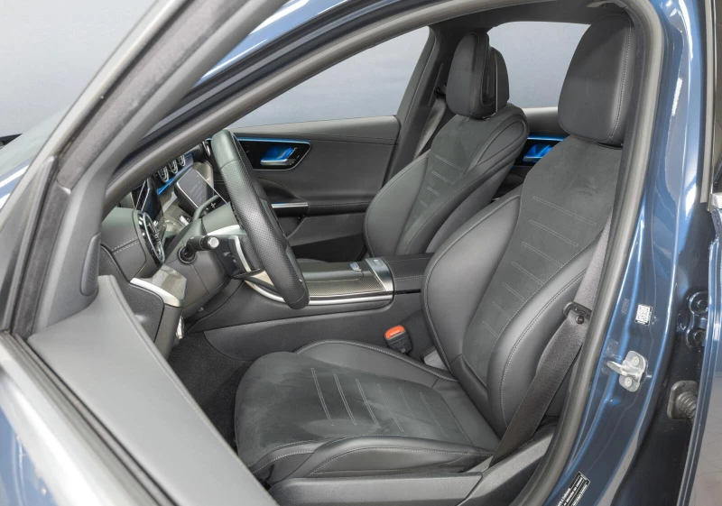 Mercedes-Benz C 220 d* AMG* CAM* DISTR* MULTIBEAM* , снимка 8 - Автомобили и джипове - 52065923