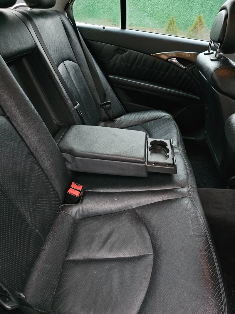 Mercedes-Benz E 280 AVANTGARDE FACE, снимка 10 - Автомобили и джипове - 52665870