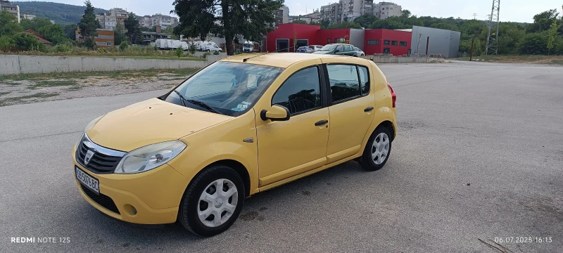 Dacia Sandero 1/4, снимка 10 - Автомобили и джипове - 52697072