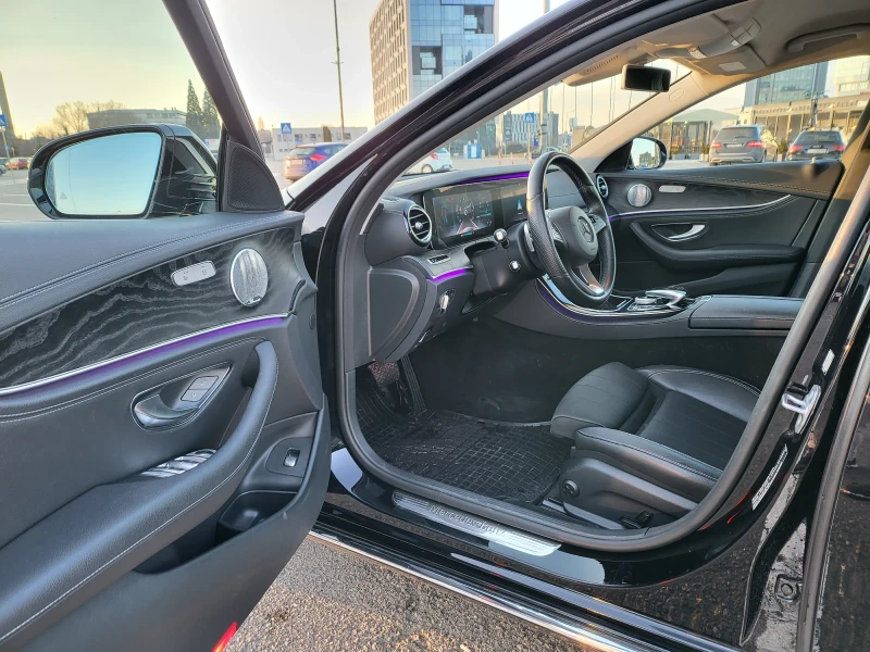 Mercedes-Benz E 400 4MATIC EXCLUSIVE BUSINESS+ Night Package, снимка 9 - Автомобили и джипове - 53148617
