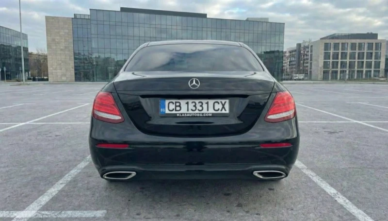 Mercedes-Benz E 400 4MATIC EXCLUSIVE BUSINESS+ Night Package, снимка 5 - Автомобили и джипове - 53148617