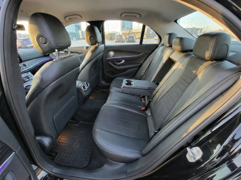 Mercedes-Benz E 400 4MATIC EXCLUSIVE BUSINESS+ Night Package, снимка 12 - Автомобили и джипове - 53148617