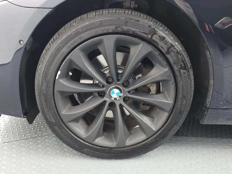 BMW 520 d-MSport xDrive - САМО 30% АВАНС, снимка 5 - Автомобили и джипове - 55740812