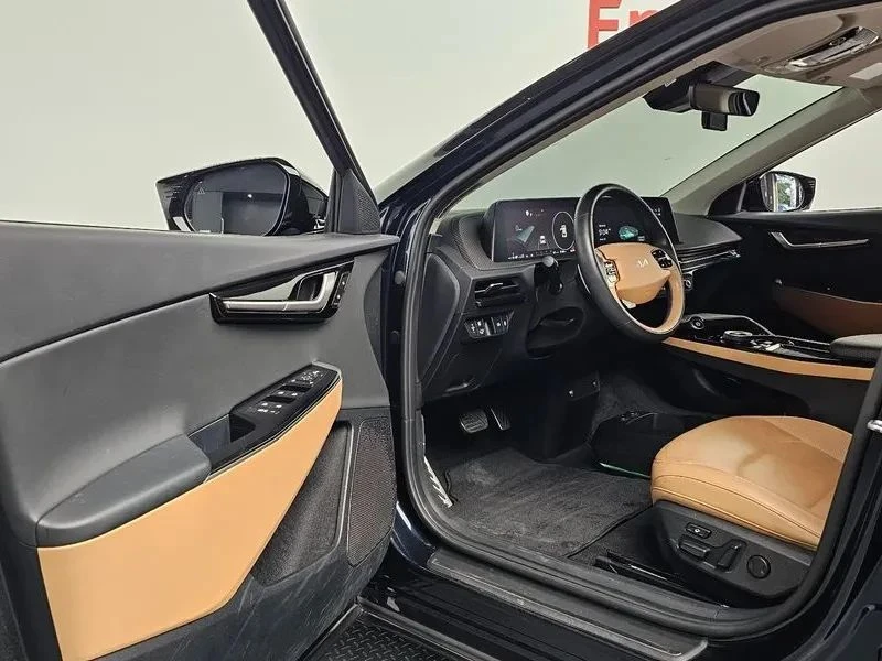 Kia EV6, снимка 10 - Автомобили и джипове - 56690501