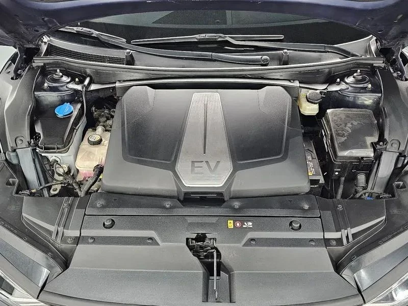 Kia EV6, снимка 6 - Автомобили и джипове - 56690501