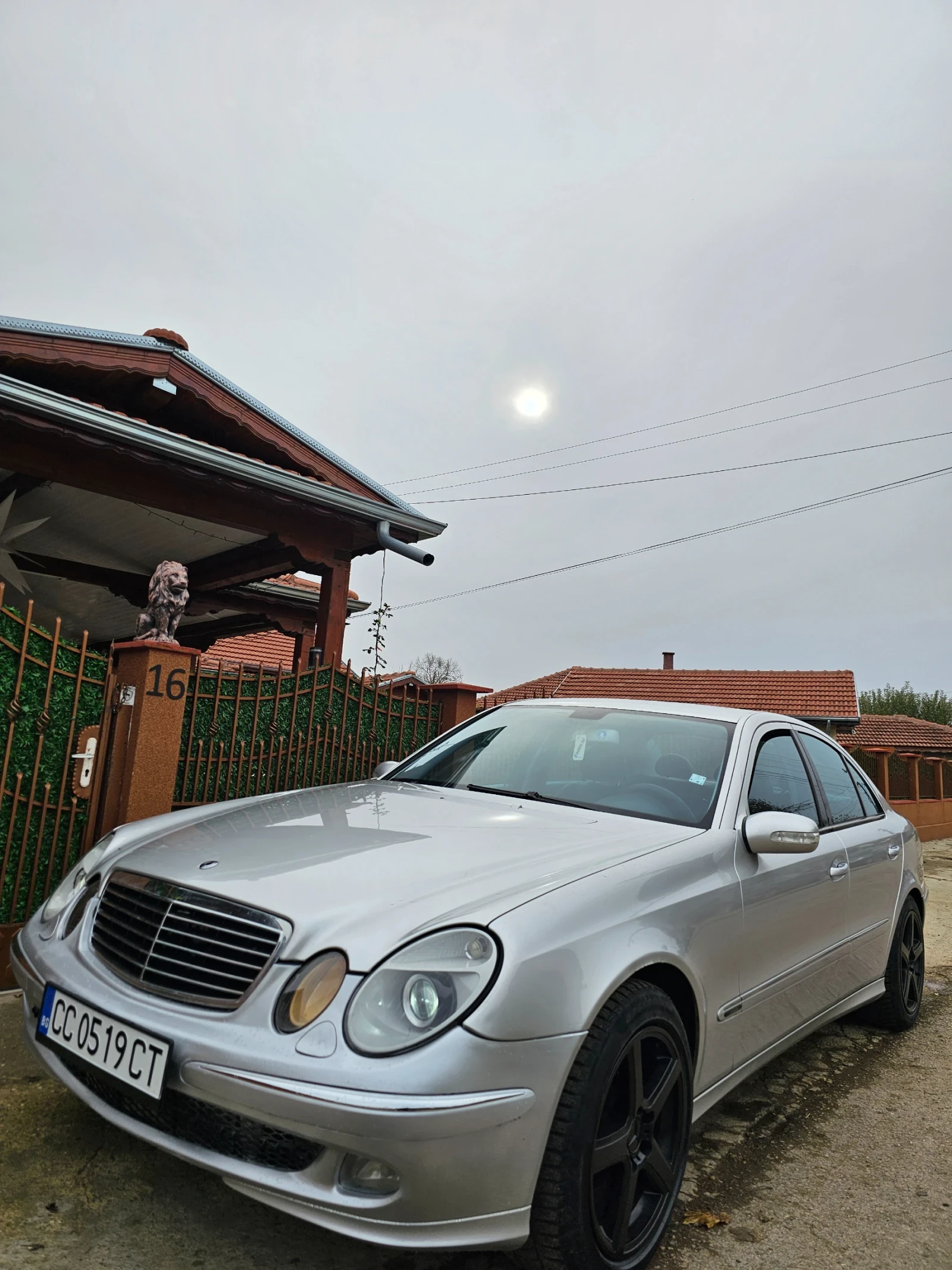 Mercedes-Benz E 280 AVANTGARDE FACE, снимка 1