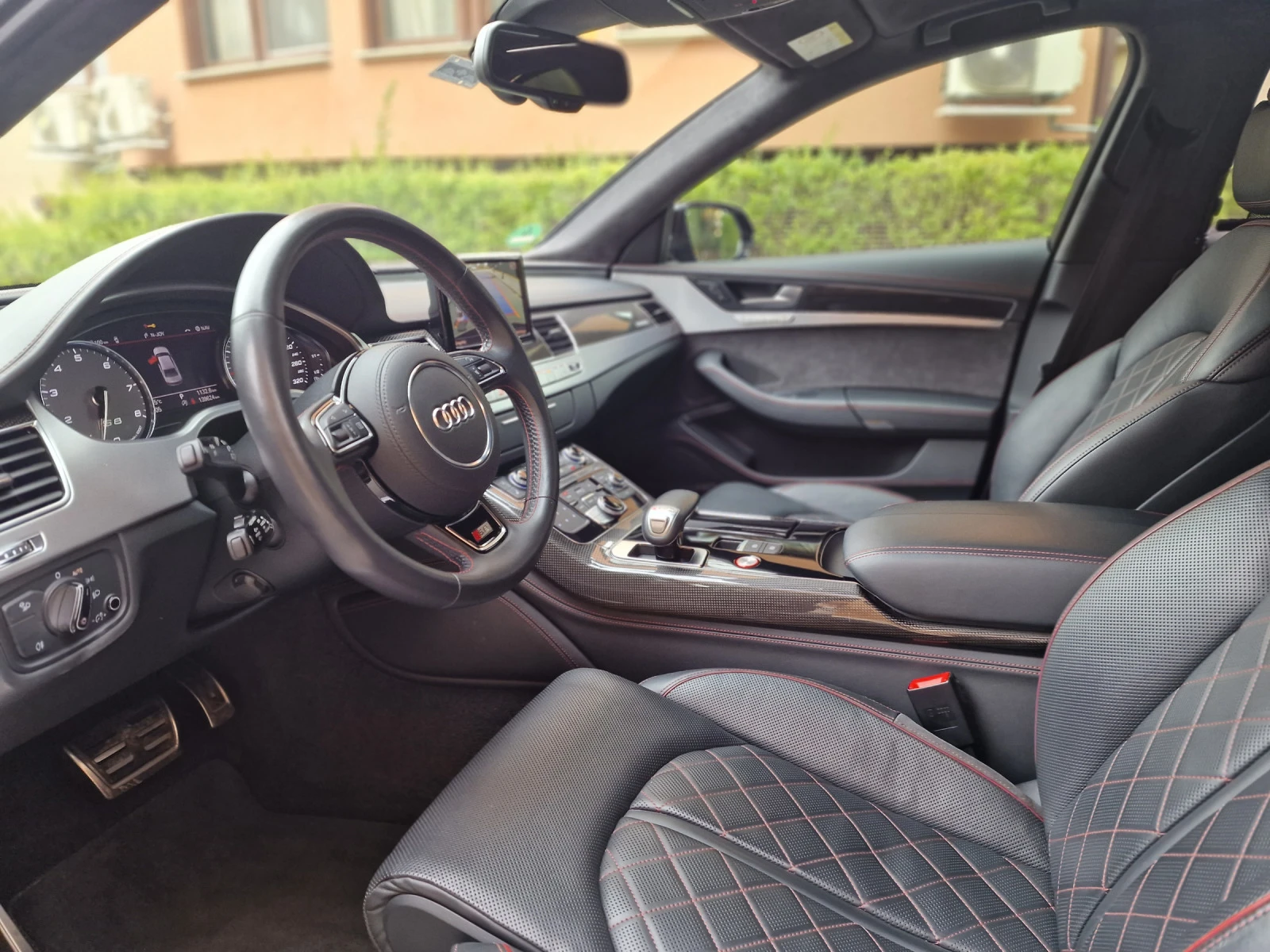 Audi S8  Plus Carbon  | Mobile.bg   11