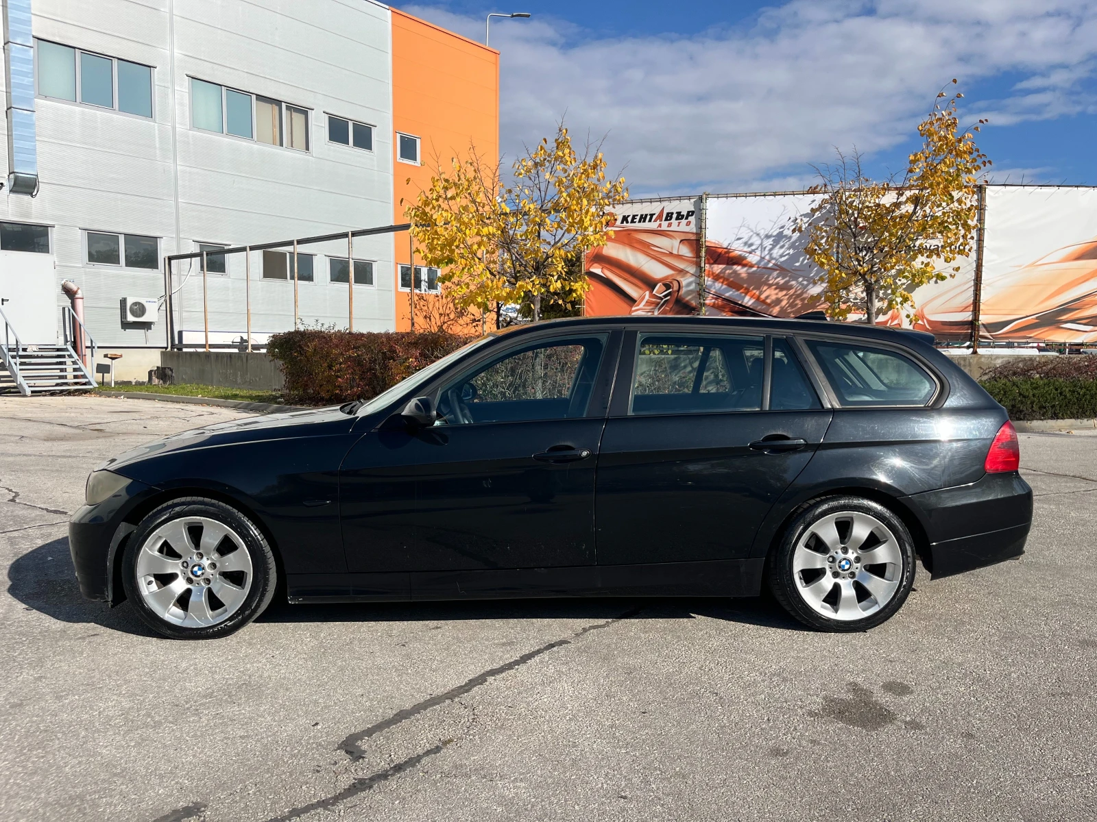 BMW 320 D 163к.с. Автоматик - изображение 2