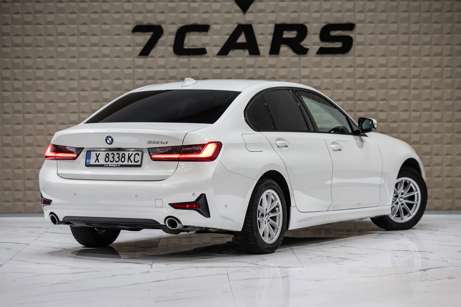 BMW 320 * ГАРАНЦИЯ * Sport Line - изображение 6