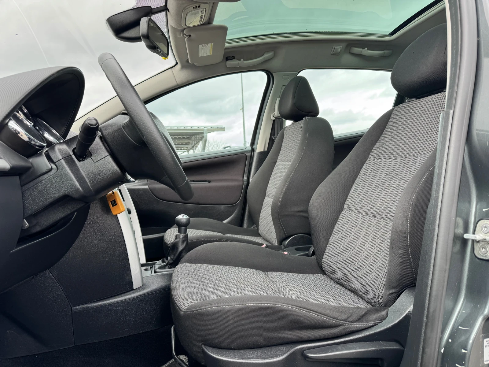 Peugeot 207 1.6i ИТАЛИЯ ПАНОРАМА - изображение 6
