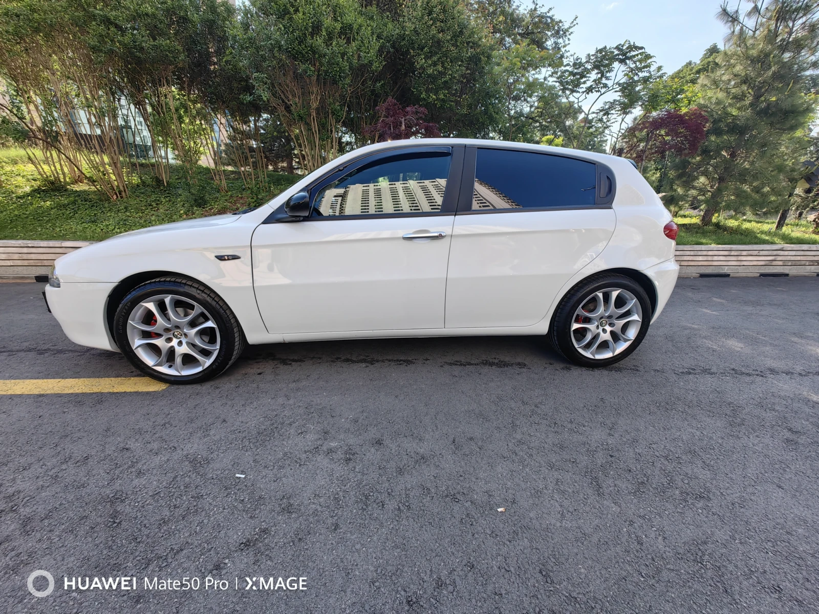 Alfa Romeo 147 1.9 JTDm - изображение 4