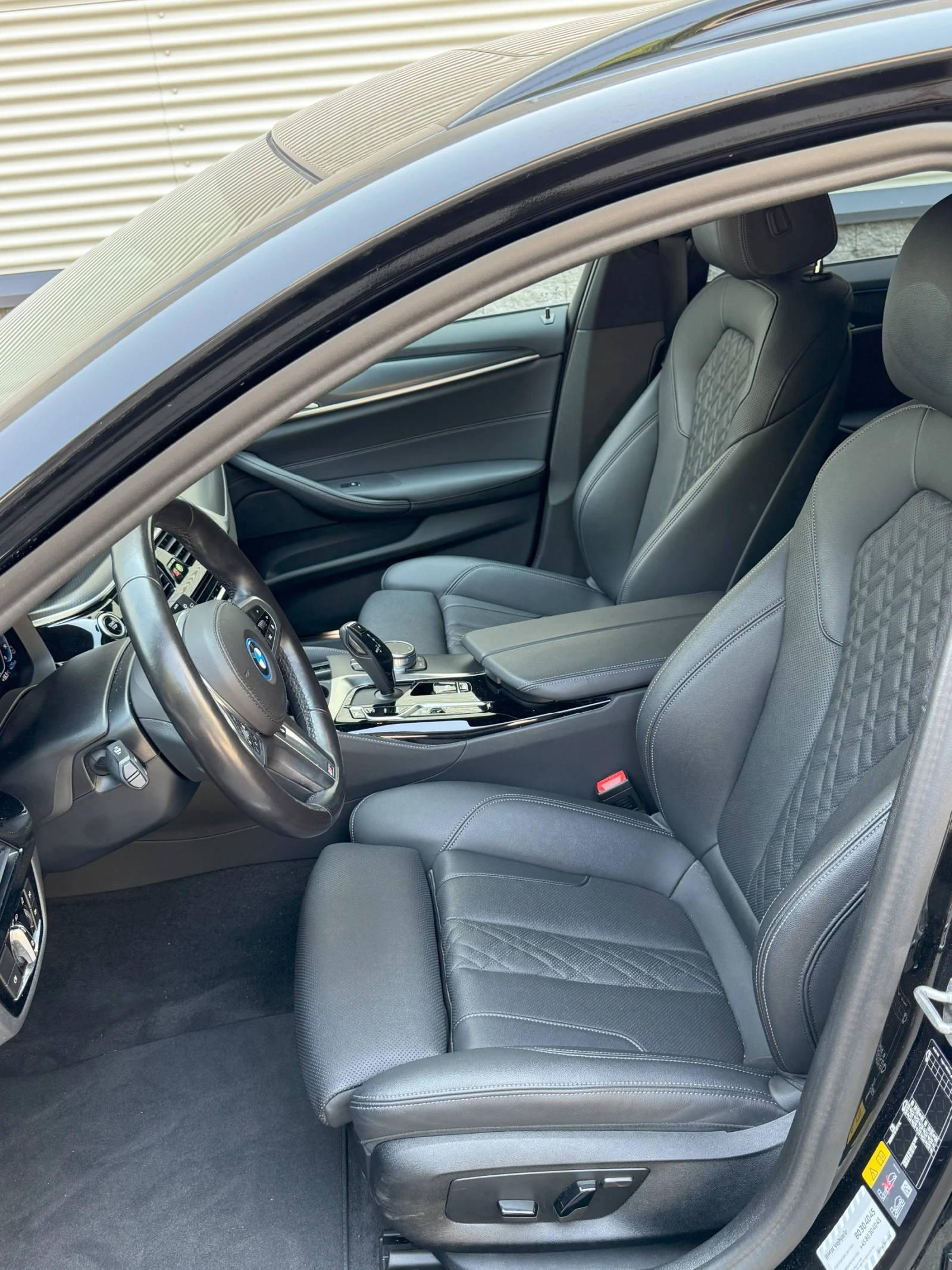 BMW 530E M-packet Shadow line | Mobile.bg   11