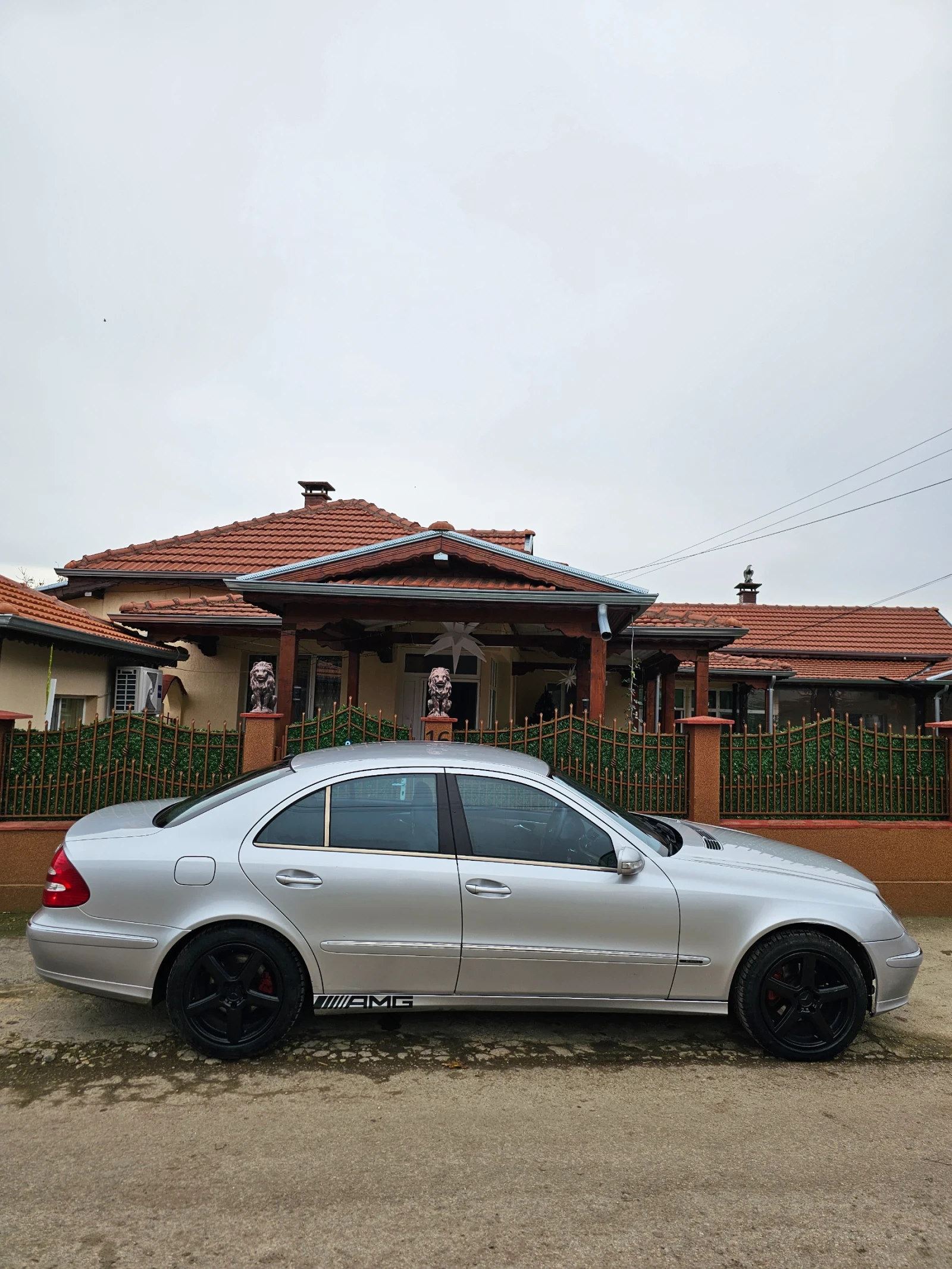 Mercedes-Benz E 280 AVANTGARDE FACE - изображение 8