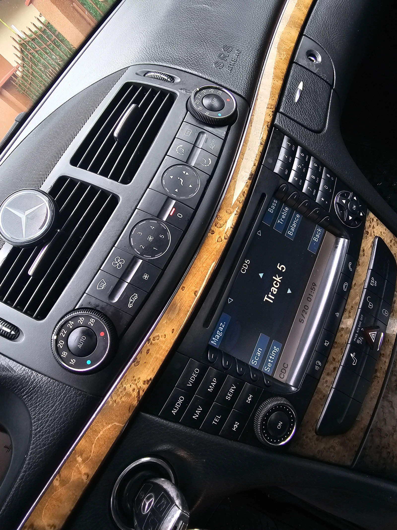 Mercedes-Benz E 280 AVANTGARDE FACE - изображение 10