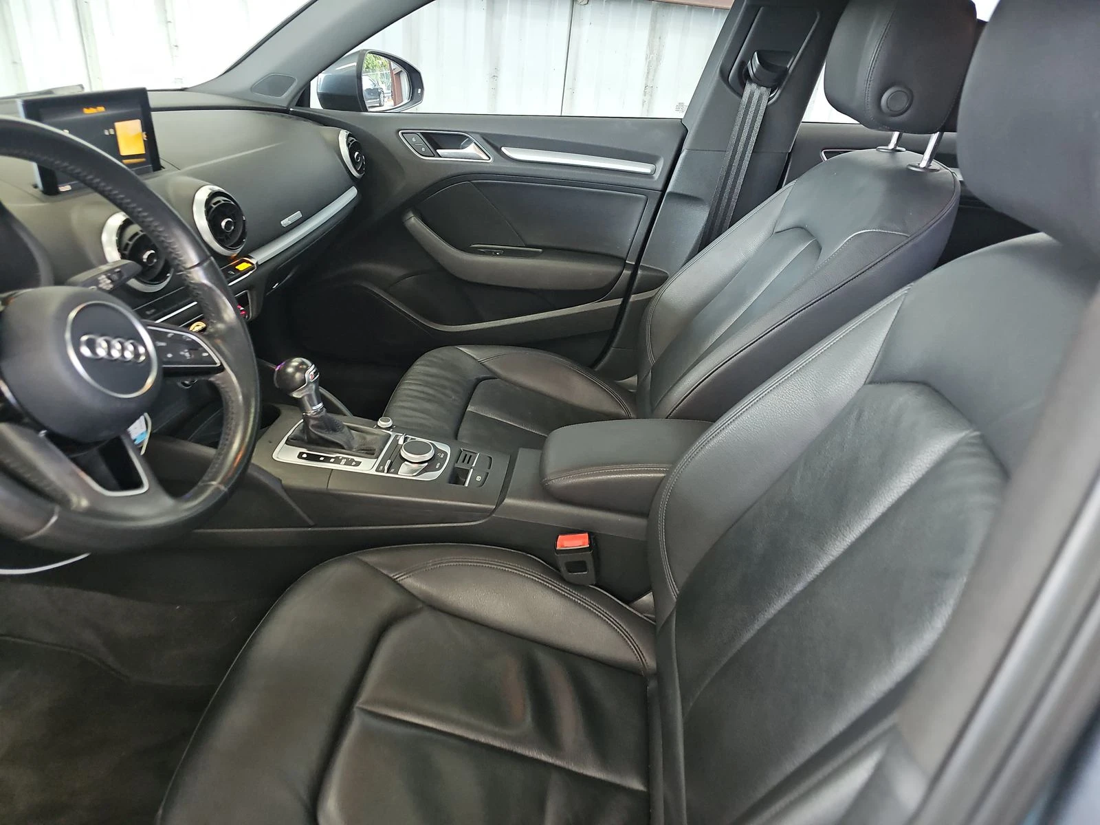 Audi A3 | Mobile.bg   12