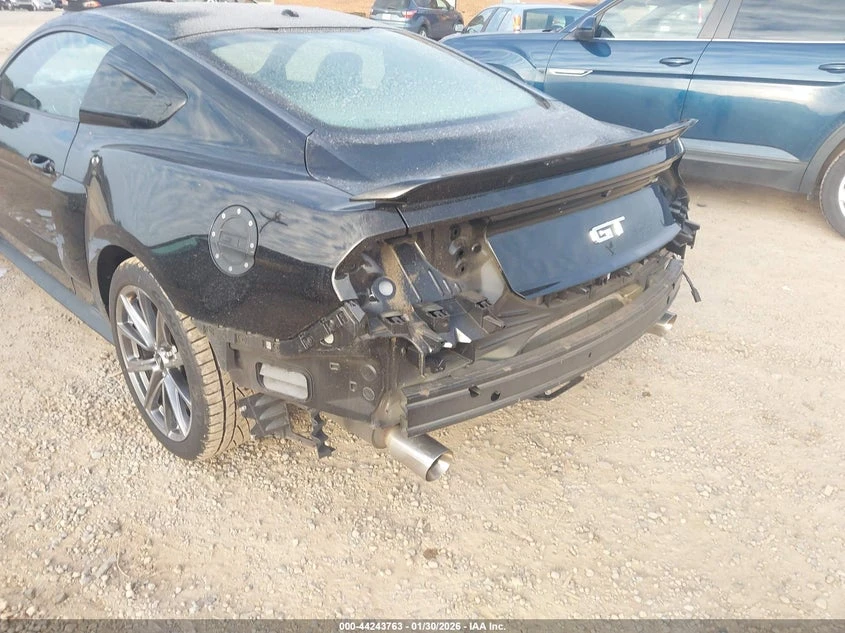 Ford Mustang Gt Premium, снимка 6 - Автомобили и джипове - 53907607
