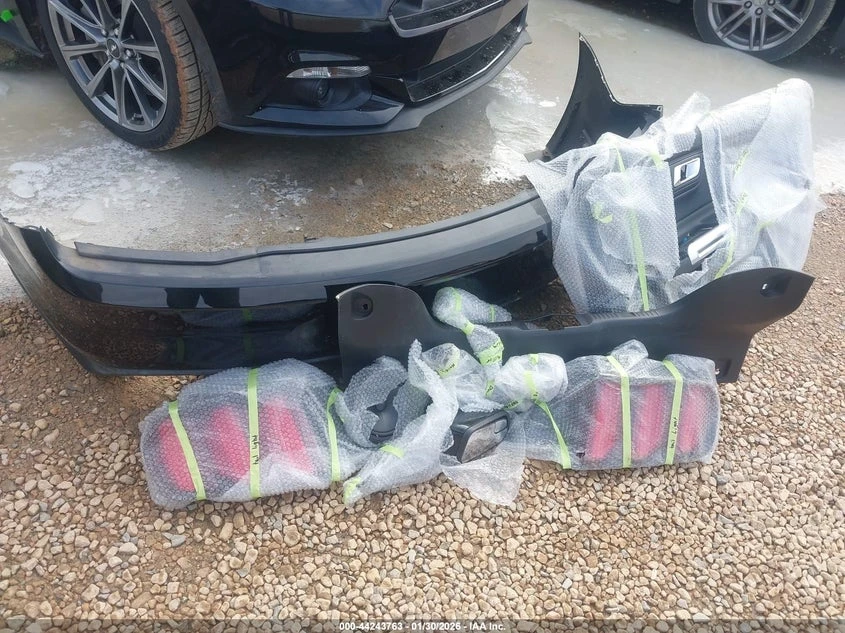 Ford Mustang Gt Premium, снимка 12 - Автомобили и джипове - 53907607