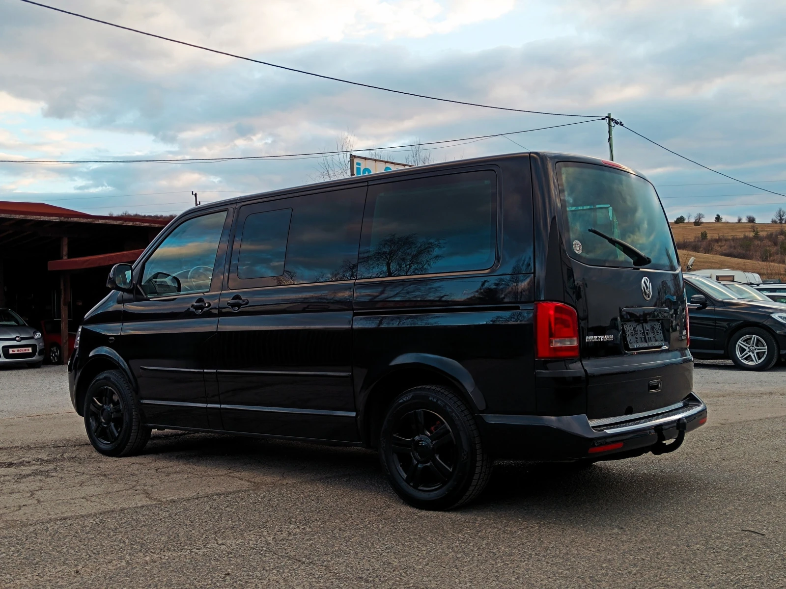 VW Multivan 2.5 TDi* Highline* АВТОМАТИК* 6+ 1* NAVI* КАМЕРА* , снимка 6 - Автомобили и джипове - 53991009