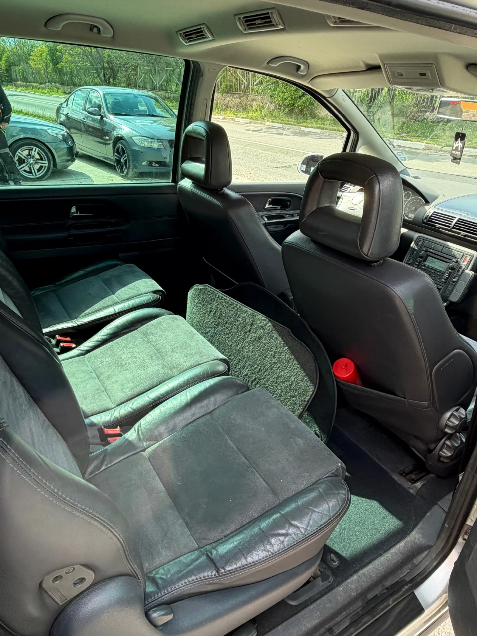 VW Sharan 1.9TDI, снимка 3 - Автомобили и джипове - 54396067