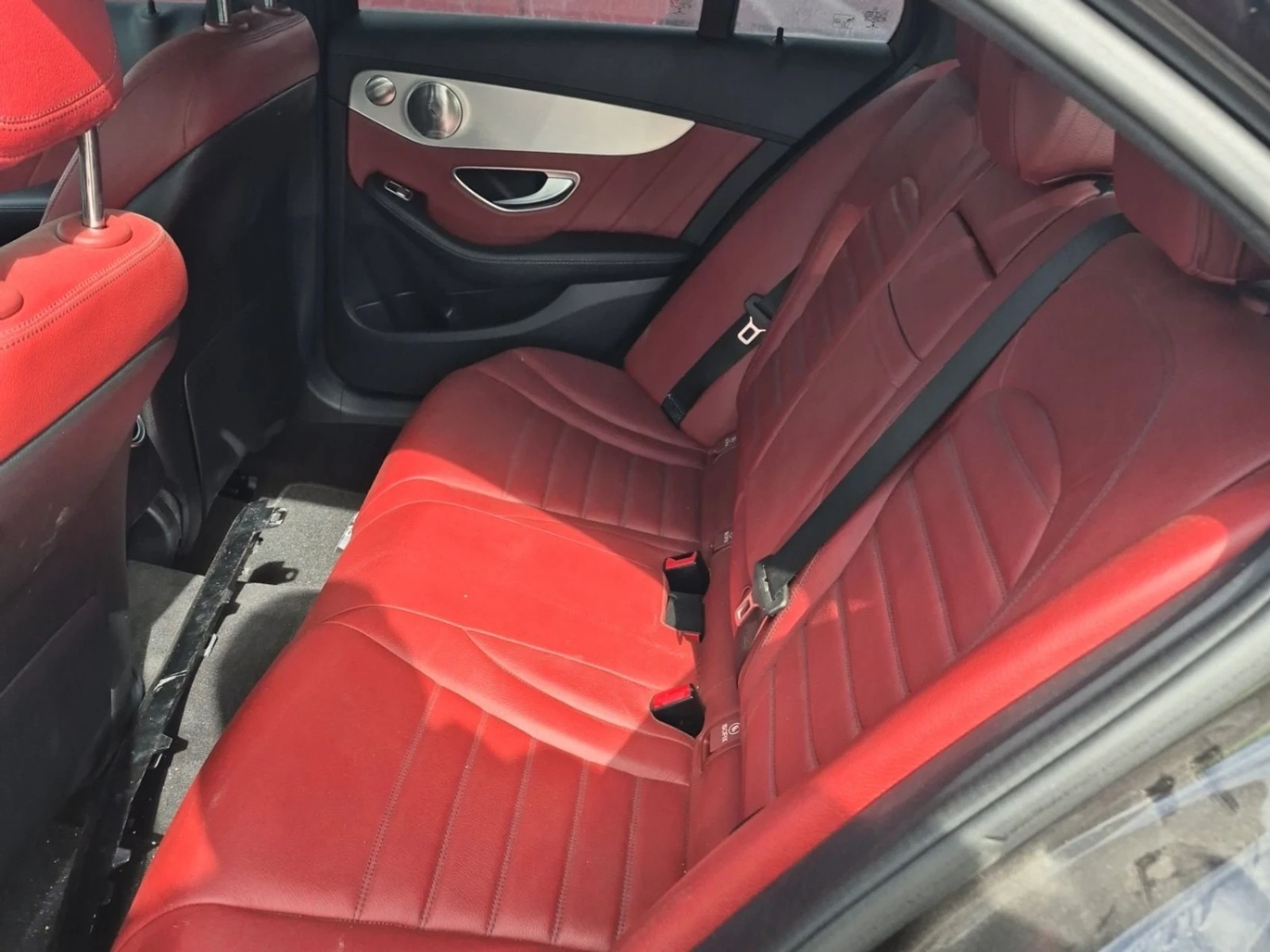 Mercedes-Benz C 43 AMG AWD * АвтоКредит* (ЦЕНА ДО БГ), снимка 11 - Автомобили и джипове - 54528403
