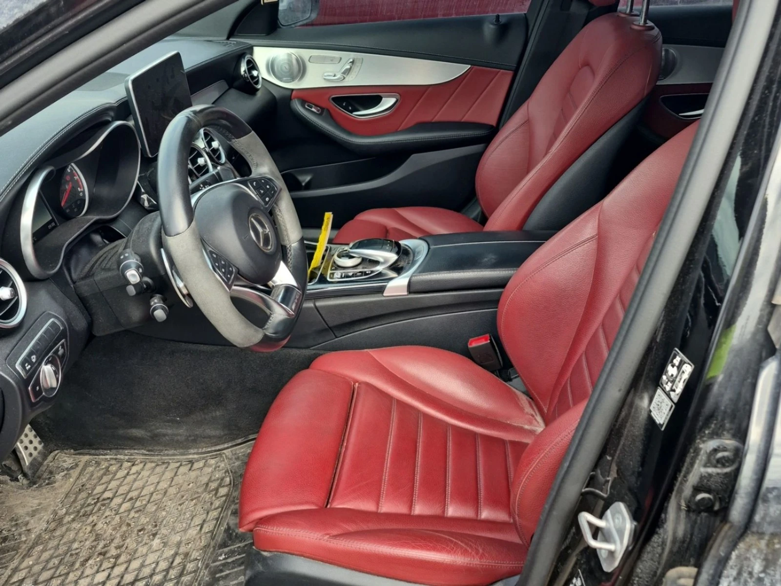 Mercedes-Benz C 43 AMG AWD * АвтоКредит* (ЦЕНА ДО БГ), снимка 6 - Автомобили и джипове - 54528403