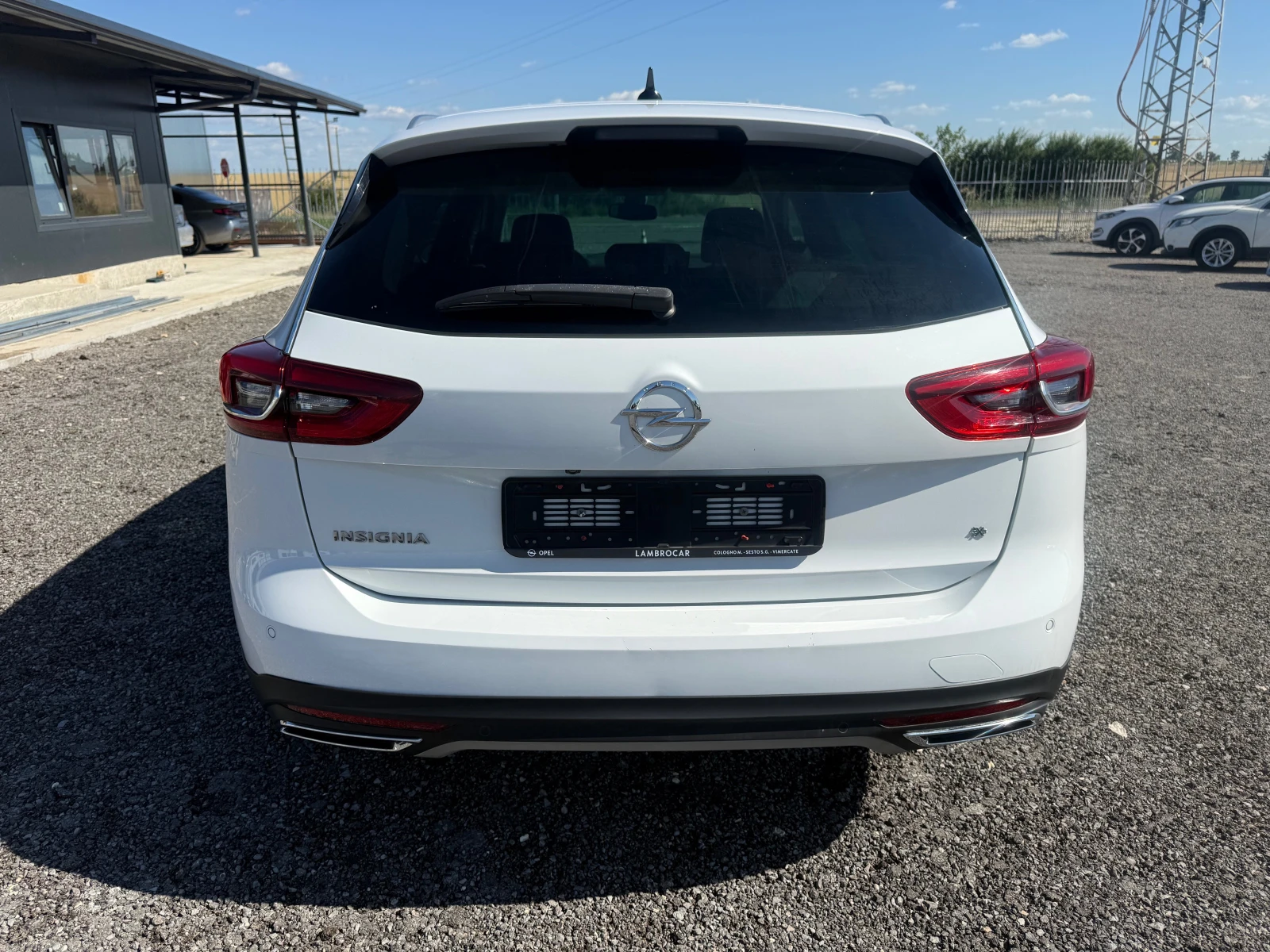 Opel Insignia Country Tourer 4x4, снимка 8 - Автомобили и джипове - 54973106