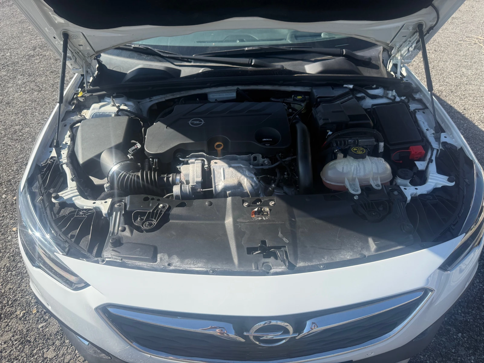 Opel Insignia Country Tourer 4x4, снимка 16 - Автомобили и джипове - 54973106