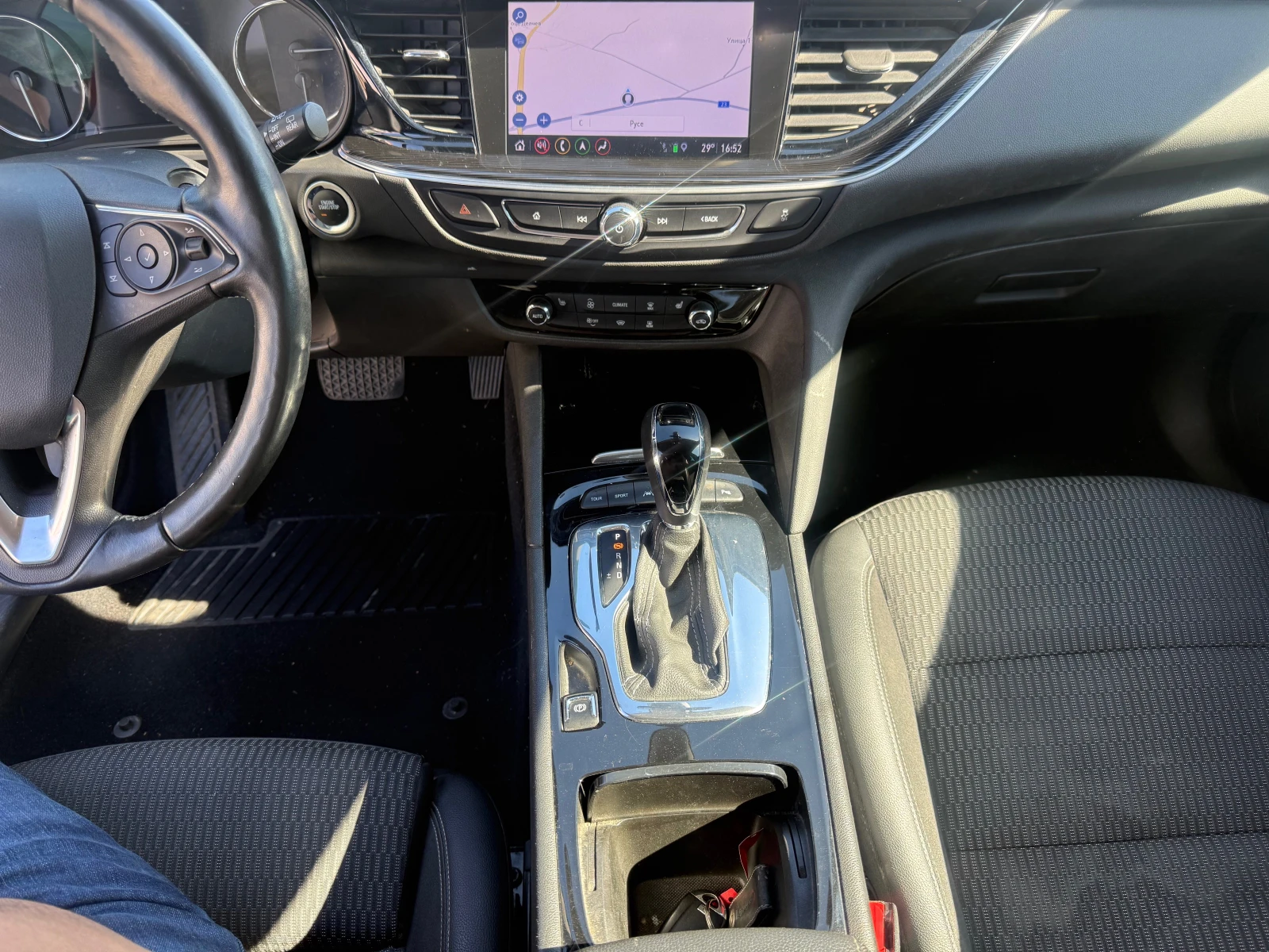Opel Insignia Country Tourer 4x4, снимка 11 - Автомобили и джипове - 54973106