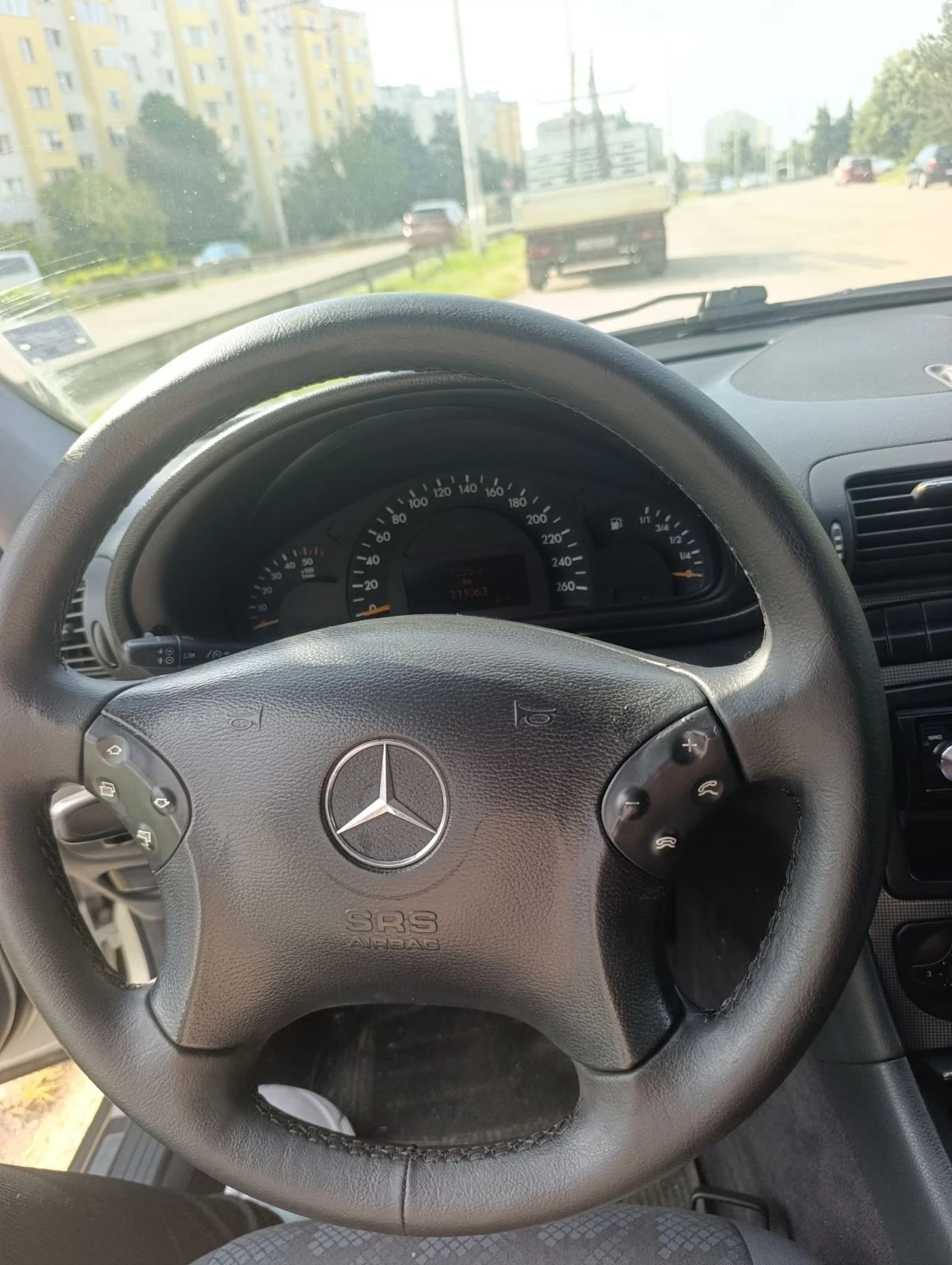 Mercedes-Benz 220, снимка 17 - Автомобили и джипове - 55366278