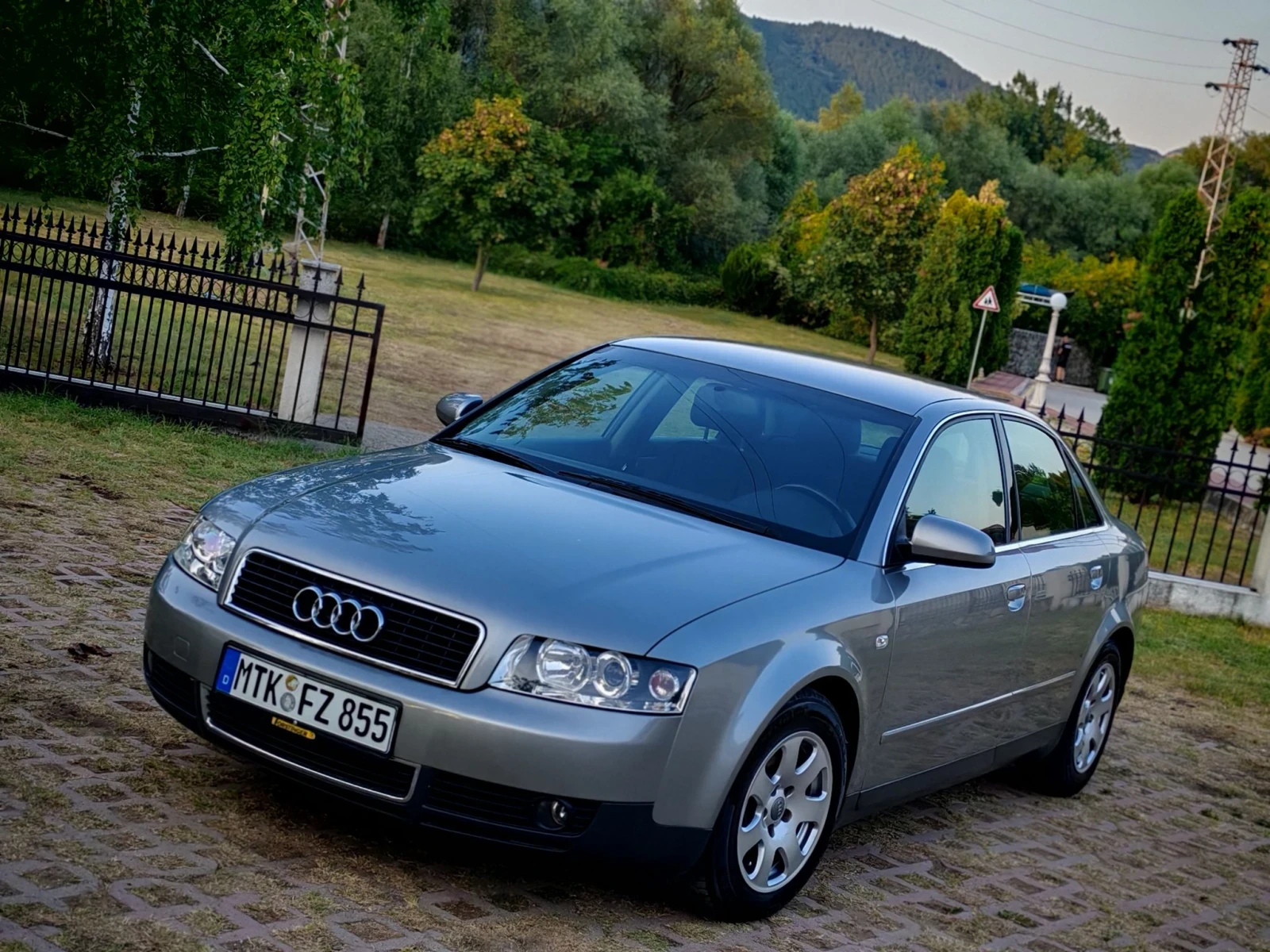 Audi A4 1.9TDI(101)* СЕДАН* 99199КМ* НОВ ВНОС* , снимка 2 - Автомобили и джипове - 55607728