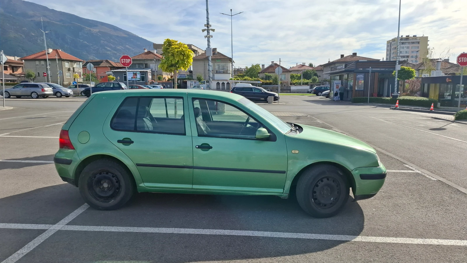 VW Golf 1.4, снимка 4 - Автомобили и джипове - 56298634