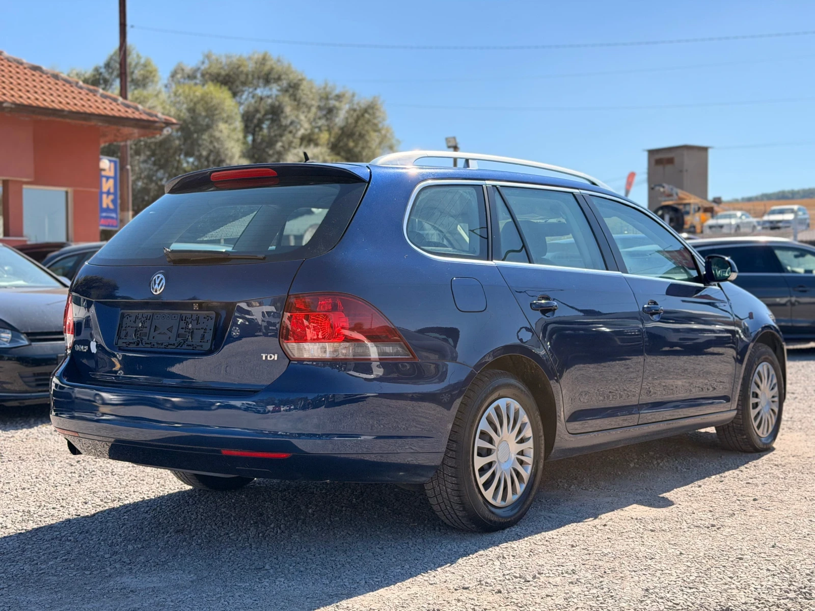 VW Golf Variant 1.6TDI / 105 /АВТОМАТИК/ DSG / LED, снимка 5 - Автомобили и джипове - 56305425