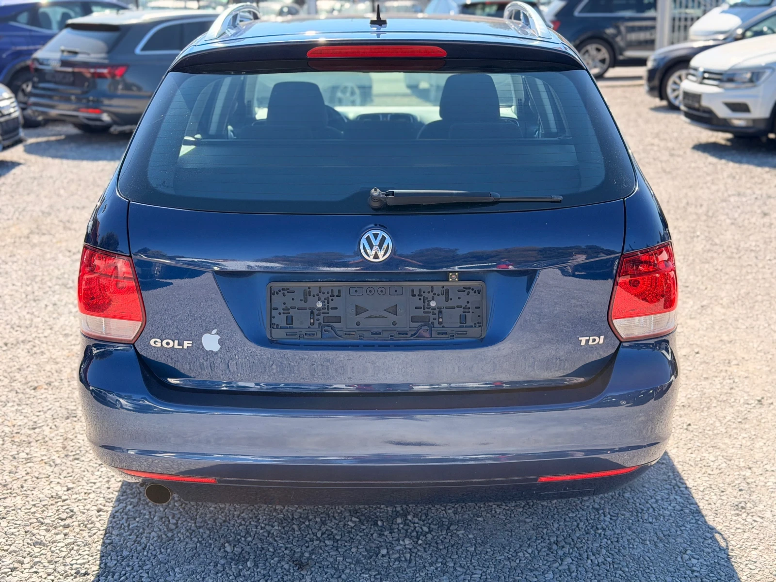 VW Golf Variant 1.6TDI / 105 /АВТОМАТИК/ DSG / LED, снимка 7 - Автомобили и джипове - 56305425