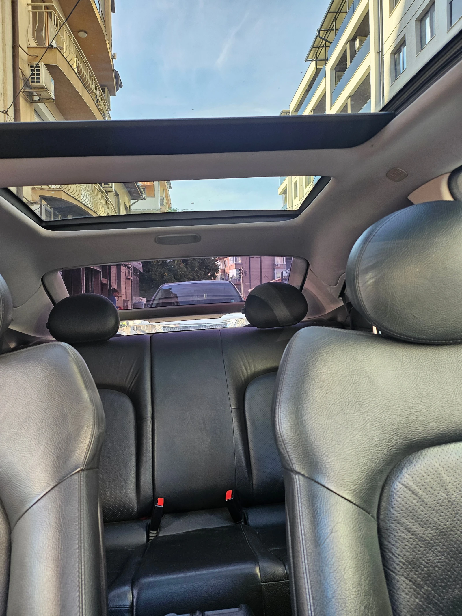Mercedes-Benz C 200, снимка 10 - Автомобили и джипове - 56371361