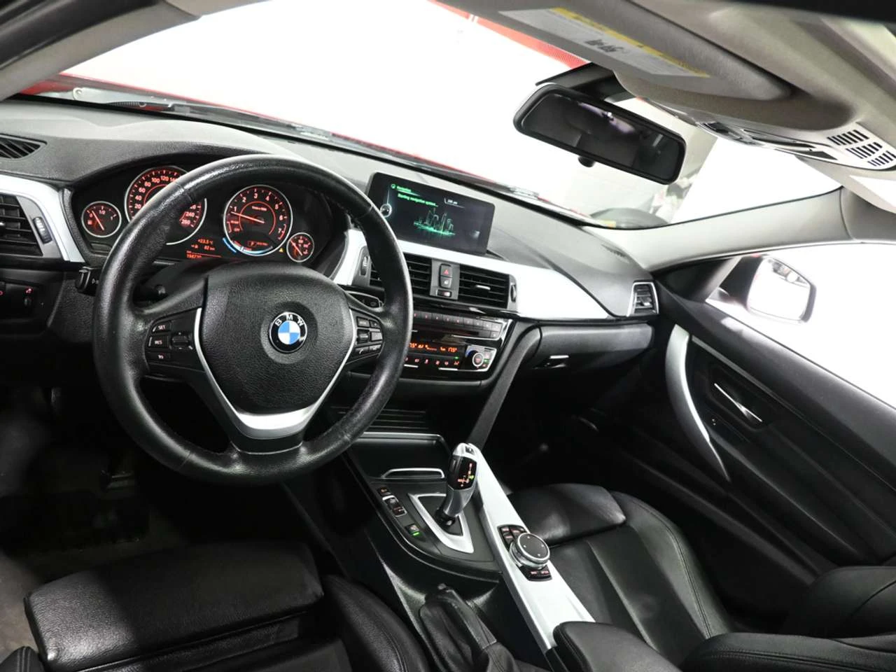 BMW 320 320i  xDrive  No Accident Sunroof Leather Heated S | Mobile.bg � ����������� 10