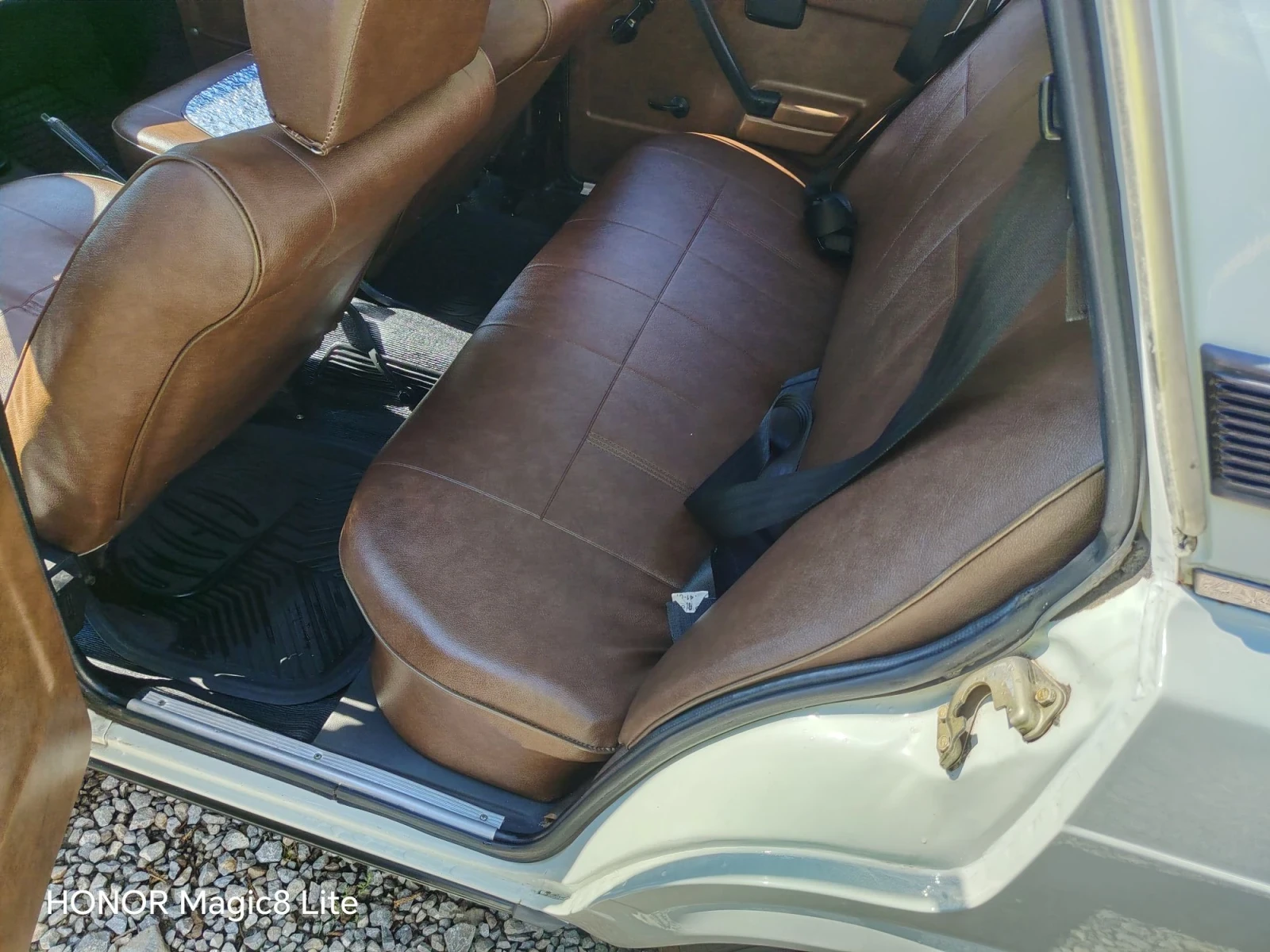 Lada 2105, снимка 9 - Автомобили и джипове - 56440373