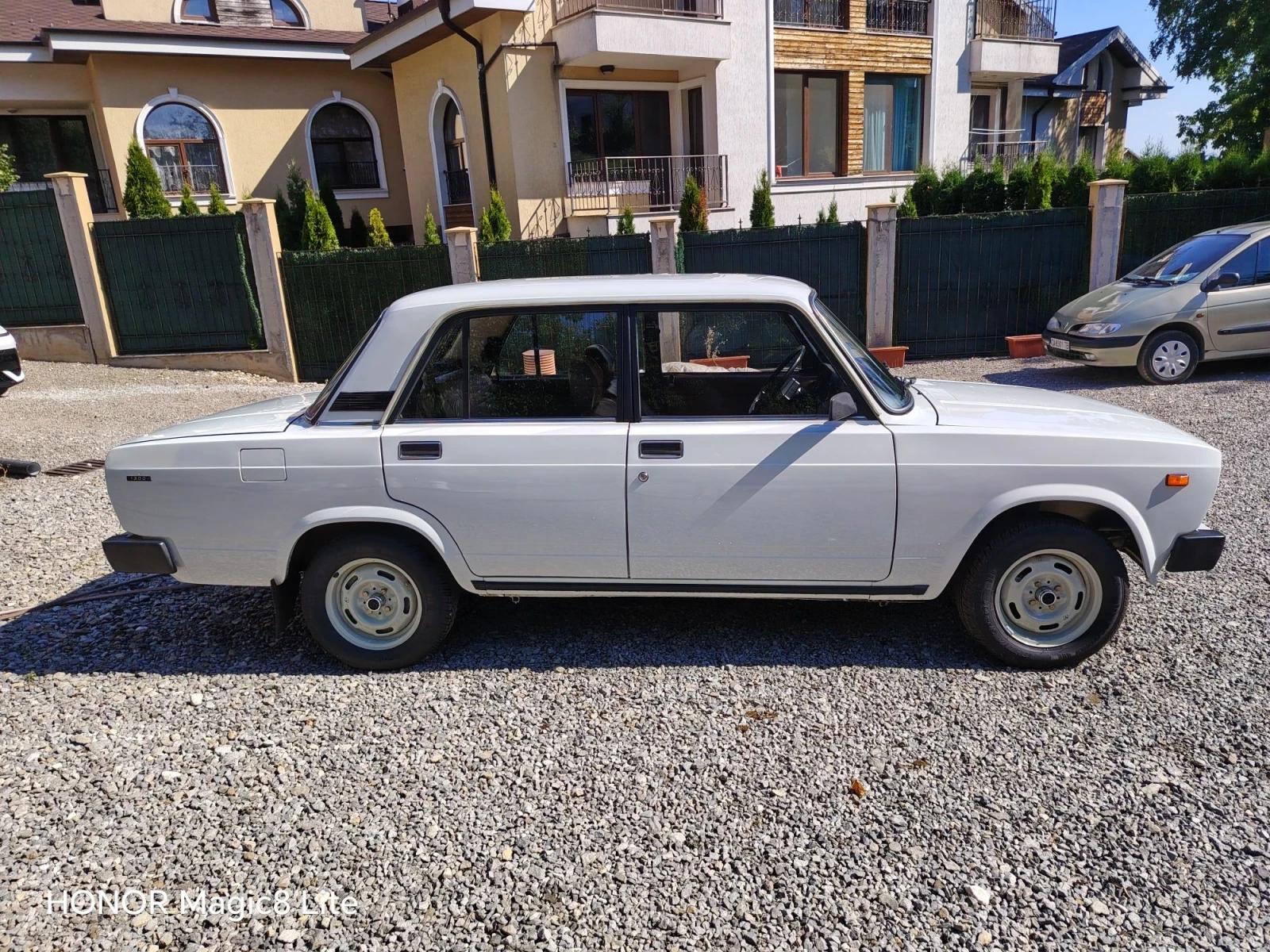 Lada 2105