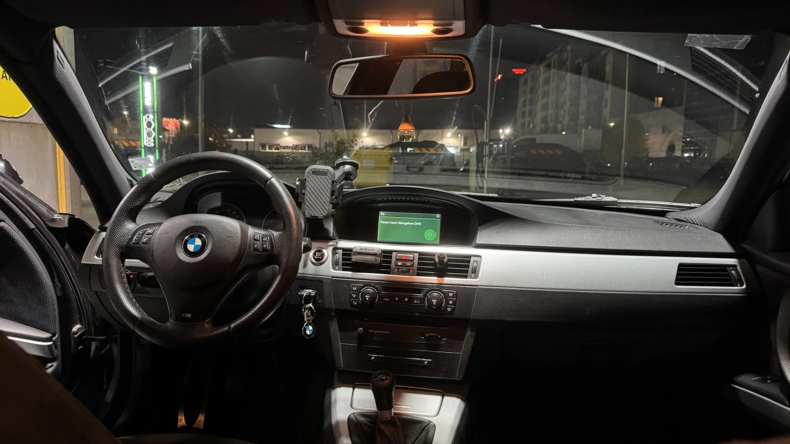 BMW 320, снимка 7 - Автомобили и джипове - 56601900
